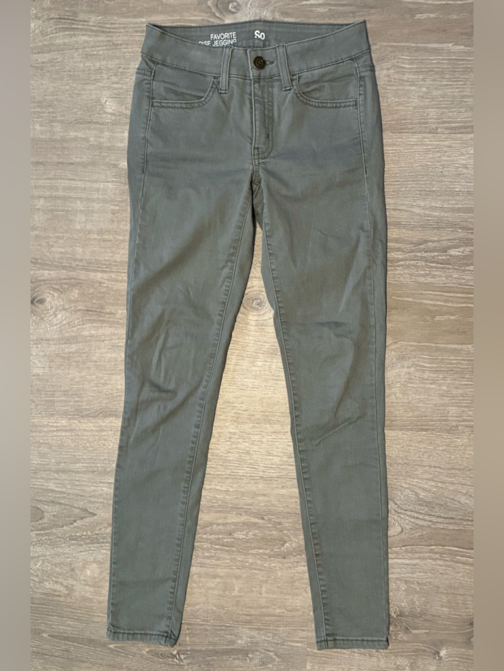SO Low Rise Green Jeggings Jeans Leggings Pants
